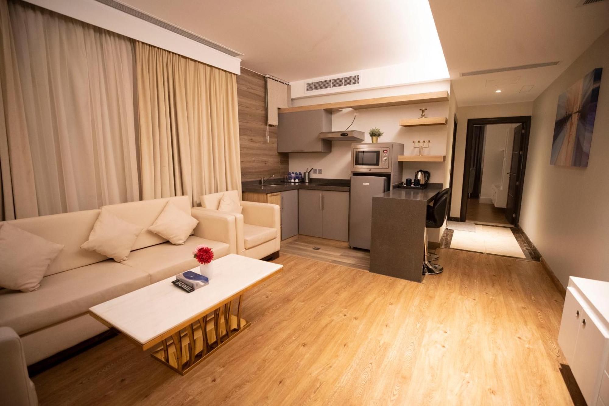 Towers Hotel Alqassim Buraidah Exterior photo